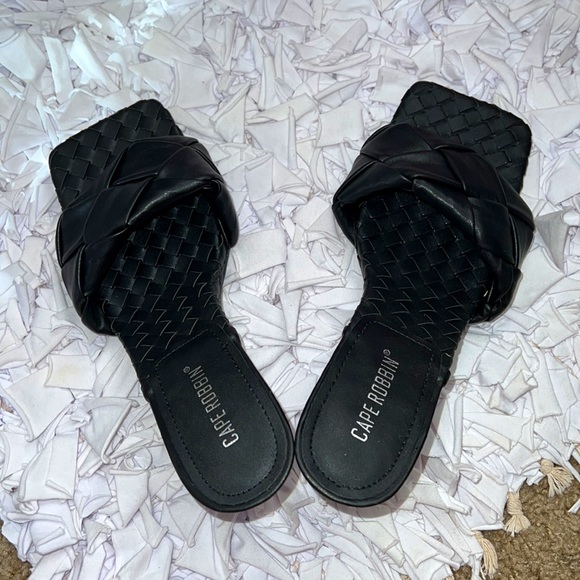 Women’s Black Square Toe Heels…🔥🔥🔥 - Picture 2 of 5